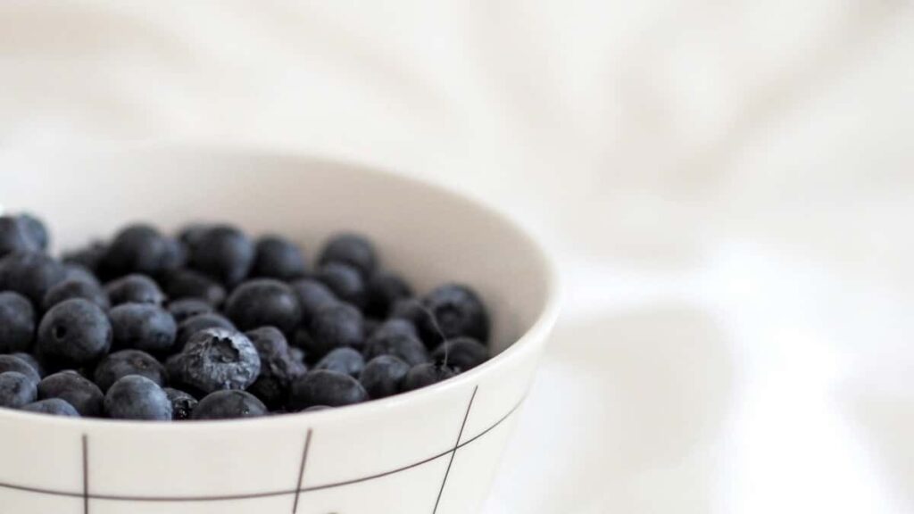 How Eritrea LinkedIn bloggers can collaborate with France advertisers in 2025