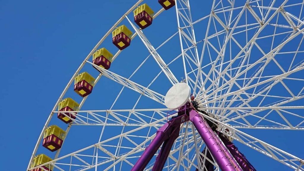 2025 France LinkedIn All-Category Advertising Rate Card