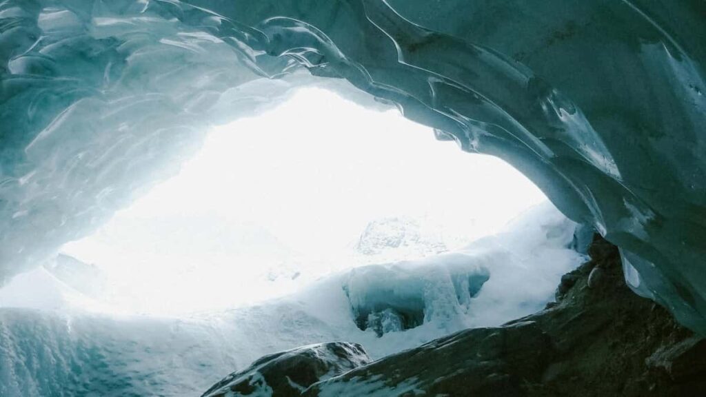 2025 China LinkedIn All Category Advertising Rates Eritrea Market