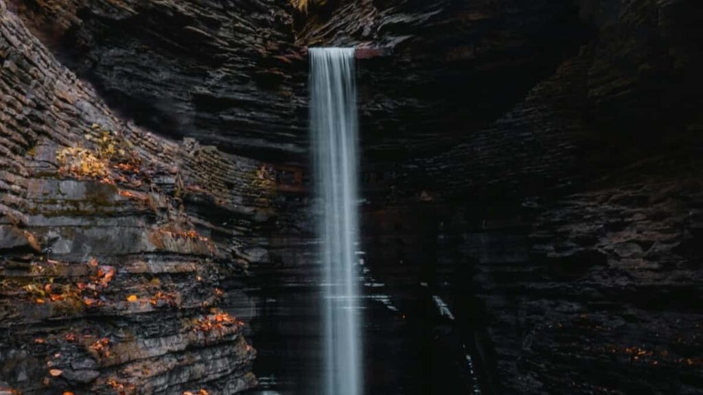 2025 Qatar Facebook AllCategory Advertising Rate Card