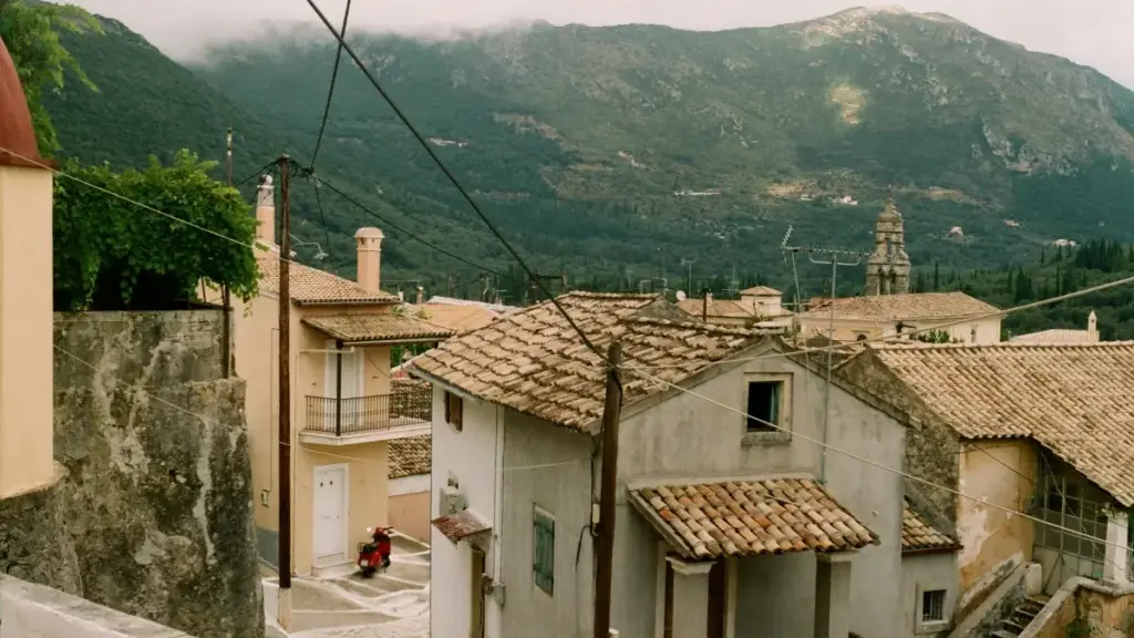 ኣብ Hungary ዝተኣተወ ናይ Rumble Creator Community Contest ንኣብ Eritrea ፍሉይ ኣብርሃም ንኽሳድ መልእኽቲ ንምስጢራዊ ኣተሓሳስባት ንምዃኑ ዝተሓተተ ጽሑፍ።