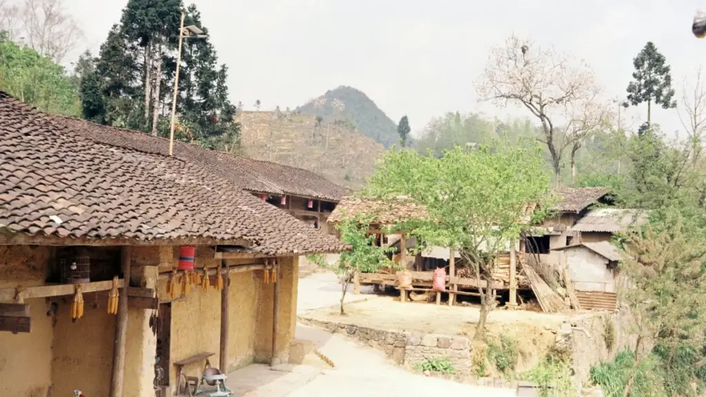 ናይ ShareChat መንገዲ ንክፍል ንQatar ብራንድዎ ምዃኑ፣ ሓሳብን ስራሕን ንፈጺም ዝበለ መረዳእታ፣ ሰርተጋን፣ ናይ 2026 Winter in Qatar ካምፔይን ሓሳብ እናተወሃቦ ዝርከብ መመርሒ ኣብ ቋንቋ ቀላል።